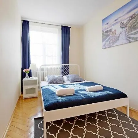 Apartment Ratusz Apartament - W Sercu Miasta *