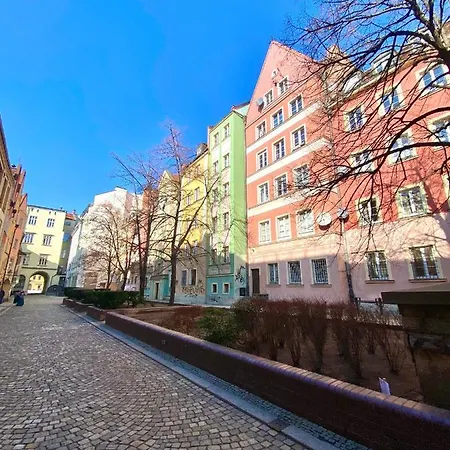 Apartment Ratusz Apartament - W Sercu Miasta